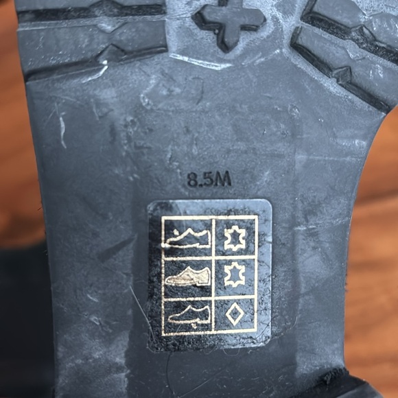 Jack Rogers suede boots - Picture 6 of 10